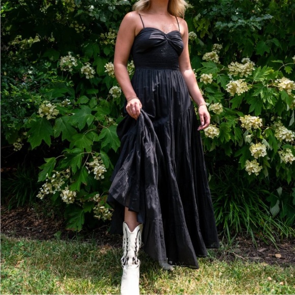 Free People Dresses & Skirts - Free People Sundrenched Solid Maxi Dress in Black Size XS